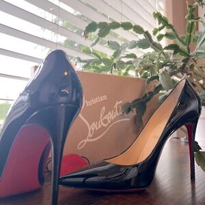 Christian Louboutin Pumps